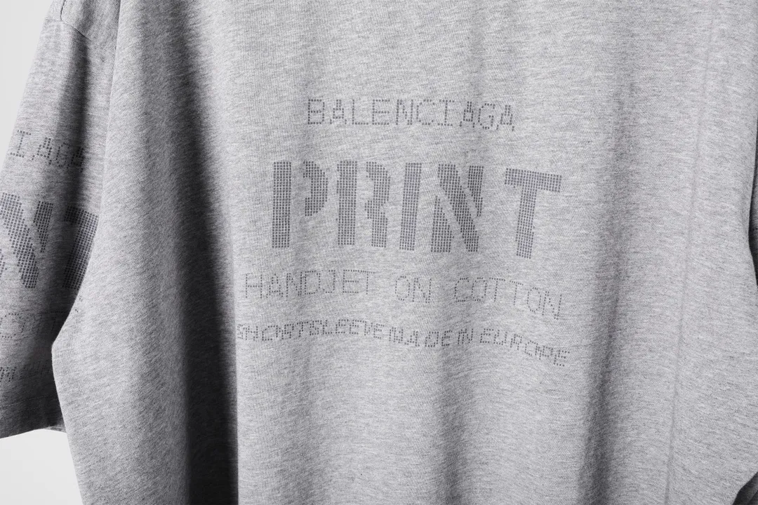 𝐁a𝐋en𝐂i𝐆a ：𝐁A𝐋EN𝐂IA𝐆A/ ；PRINT T ： 32 240 - # # 23ss Same Style ❗️❗️❗️ size：xs s m l